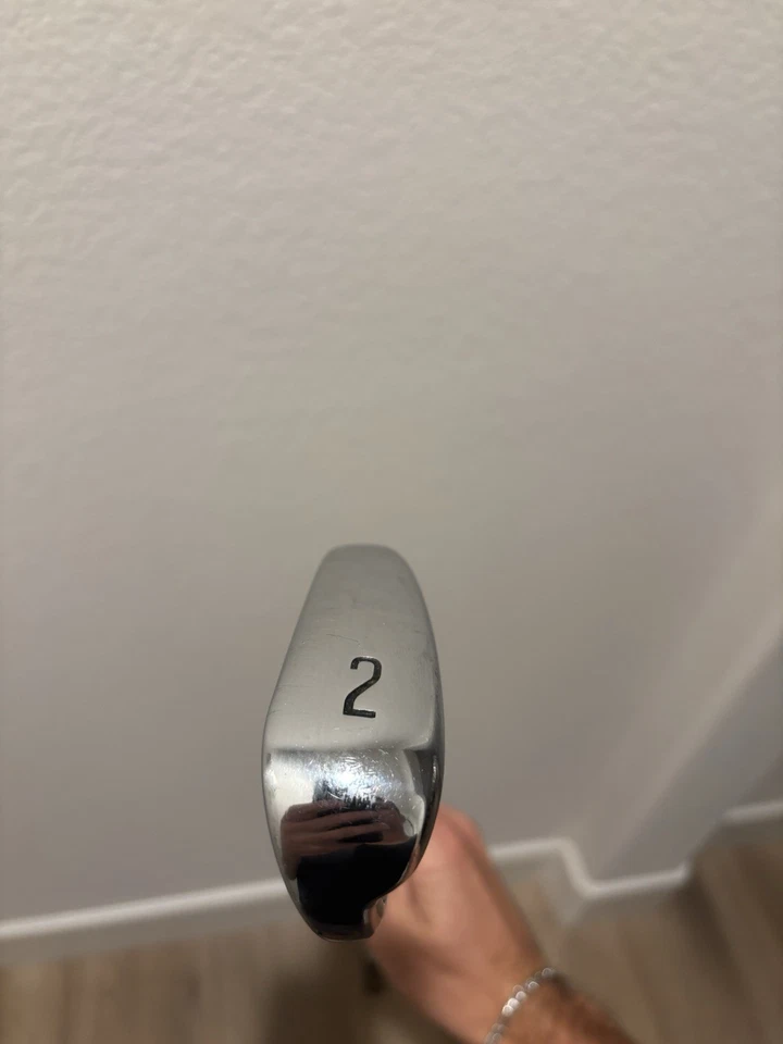 Hierro de conducción Titleist U505 2 X-stiff Tour AD HY-95. Derecha en perfecto estado Foto 4 de 4