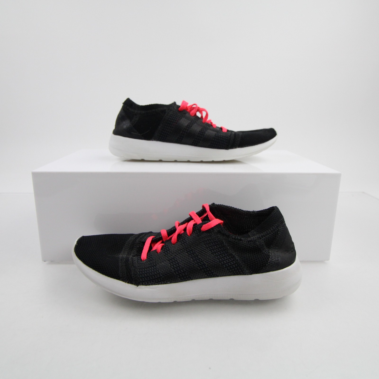 adidas Running & Jogging Shoes Men’s Black Used adidas Running & Jogging Shoes Men’s Black Used