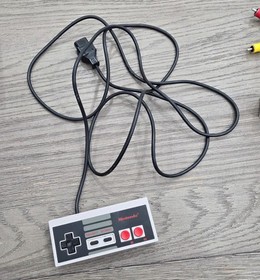 1985 Nintendo NES Working System Controller & Cords + Ice Climber & Top Gun 2