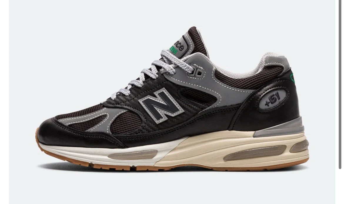New Balance Stone Island x 991v2 Made in England Black for Sale