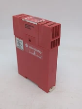 Allen Bradley GuardMaster 440R-N23059 MSR16T Safety Relay Tested Used