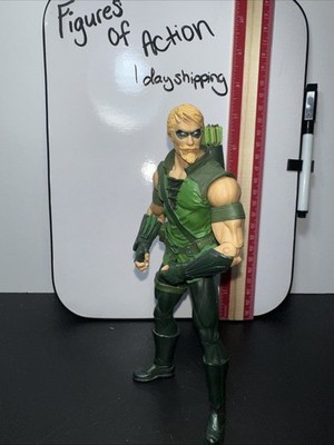 2011 DC Direct Blackest Night Brightest Day GREEN ARROW Series 1 Action Figure