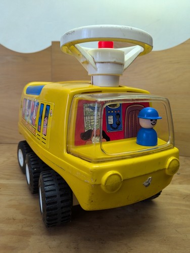 Vintage Fisher-Price Ride-On School Bus 983 With Driver Figure 1983 Millennial - Picture 3 of 9