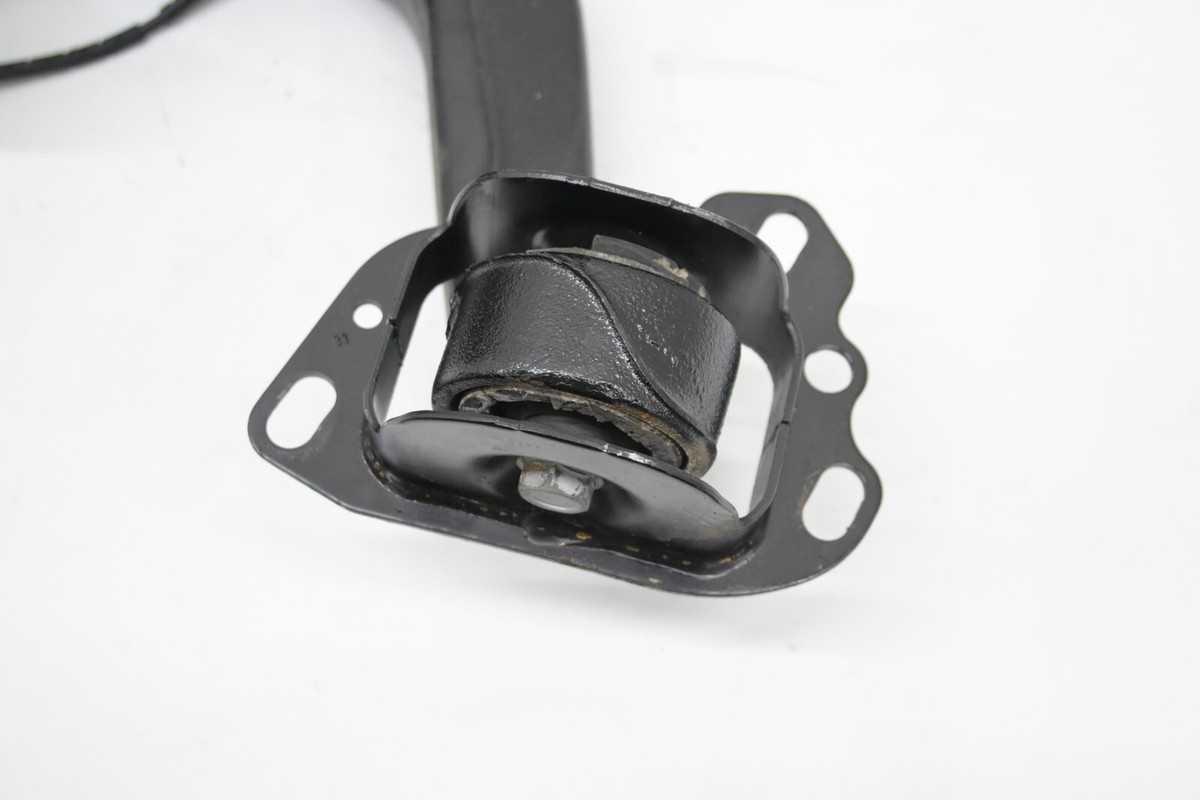 2003-2005 BMW E85 Z4 Rear Right Suspension Axle Trailing Arm