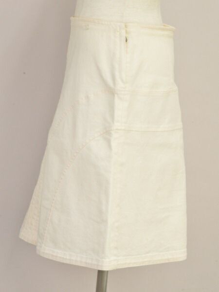 Chanel CHANEL Skirt 04C Vintage Off White Size 38 Used Chanel CHANEL Skirt 04C Vintage Off White Size 38 Used