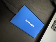Samsung T7 2TB Portable External SSD Blue MU-PC2T0H USB 3.2 Gen 2