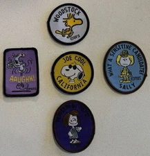 Set of 5 - Peanuts Snoopy Embroidered Patches      *Sew on ONLY