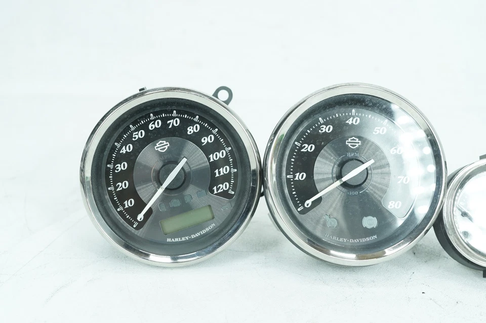 12 Harley Touring Electra Glide 超原始设备制造商油电压燃料 Tacho Speedo 仪表 26K — 第 3/4 张图片