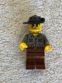 Rare 100% Complete Lego Vintage Jungle Adventurers #5901 River Raft (1999)