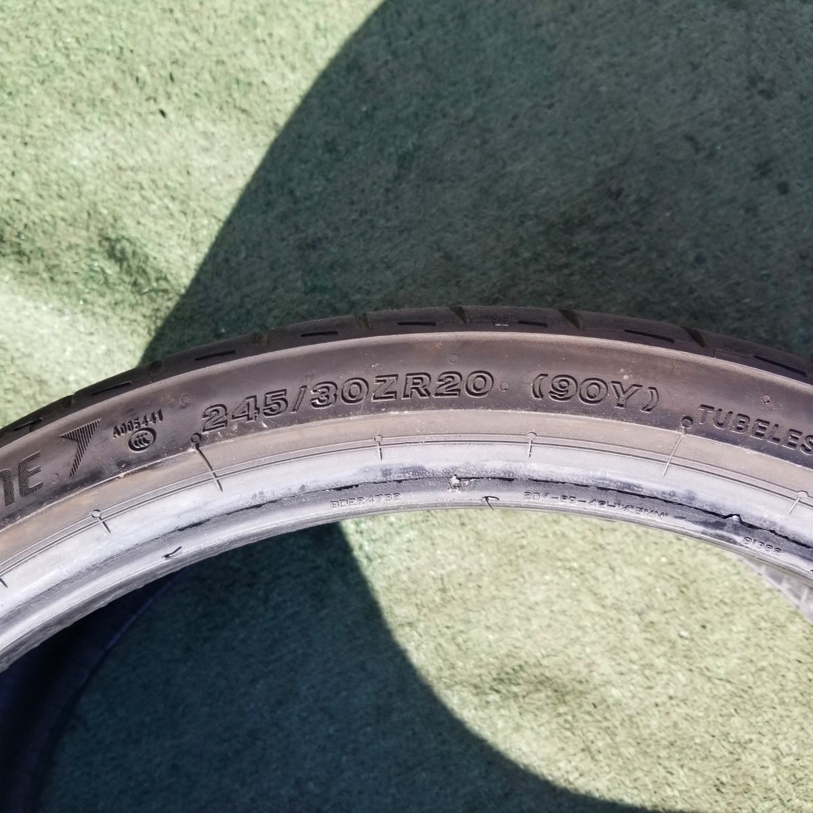 245/30R20 Bridgestone Potenza Sport Tires 245/30ZR-20 245/30ZR20 Lamborghini 50%
