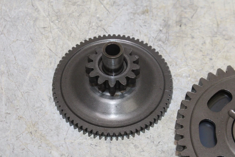 Suzuki GSXR 600 2004 motor OEM motor ralentí engranaje Foto 2 de 4