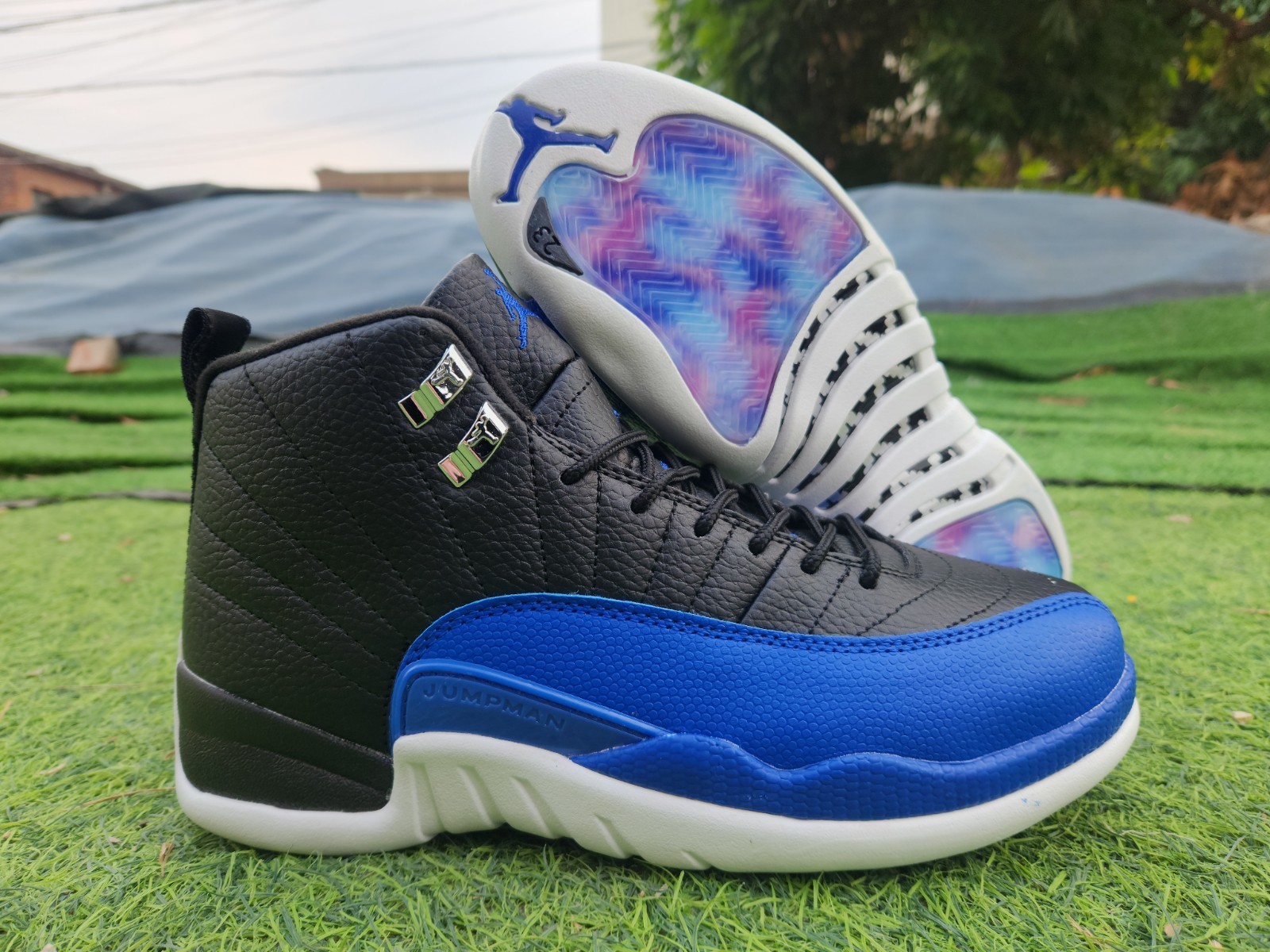 Jordan 12 Retro "Hyper Royal" AO6068-004 Women's Size US 5.5-11
