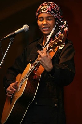Singer and musician Ayo performs Down On My Knees in support of h- 2008 Photo 15