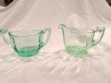 Excellent Condition Vintage Vaseline Uranium Glass Creamer & Sugar Set