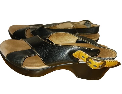 Dansko Jacinda Black Leather Wedge Sandal Us 8.5 Eu39 open toe slingback