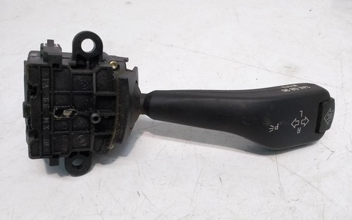 BMW 5 E39 Drehknopf drehen 8363668 3.00 Diesel 1999 28588239