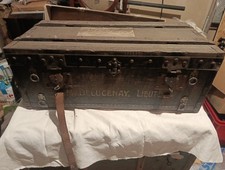 Malle militaire ancienne