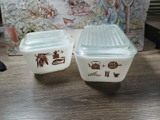 Vintage PYREX Early American Refrigerator Dishes 501 502 w Lids - Chips On 1 Lid