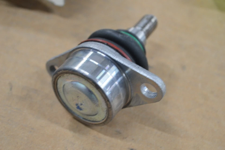 RÓTULA SUPERIOR RANGE ROVER L322 HSE RBK500210 2003-12 Foto 2 de 4