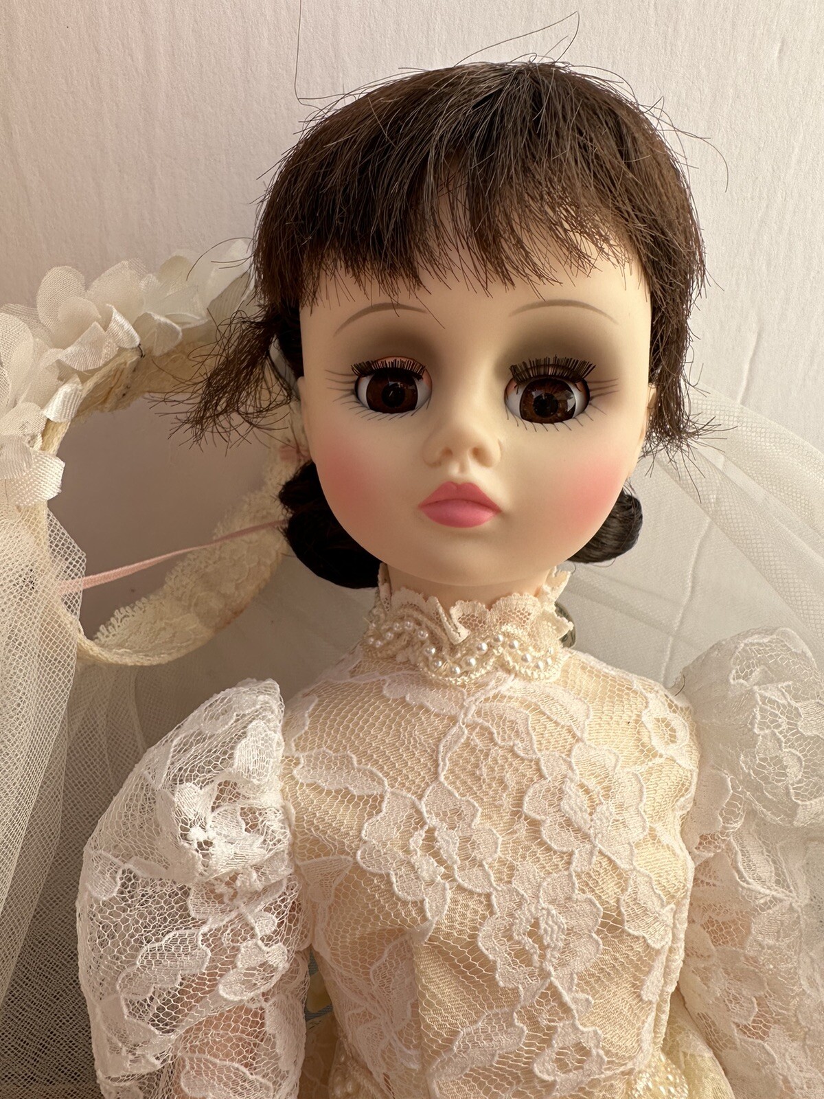 Vintage 1966 Elise Bride Madame Alexander Wedding Dress Doll 17” 1685