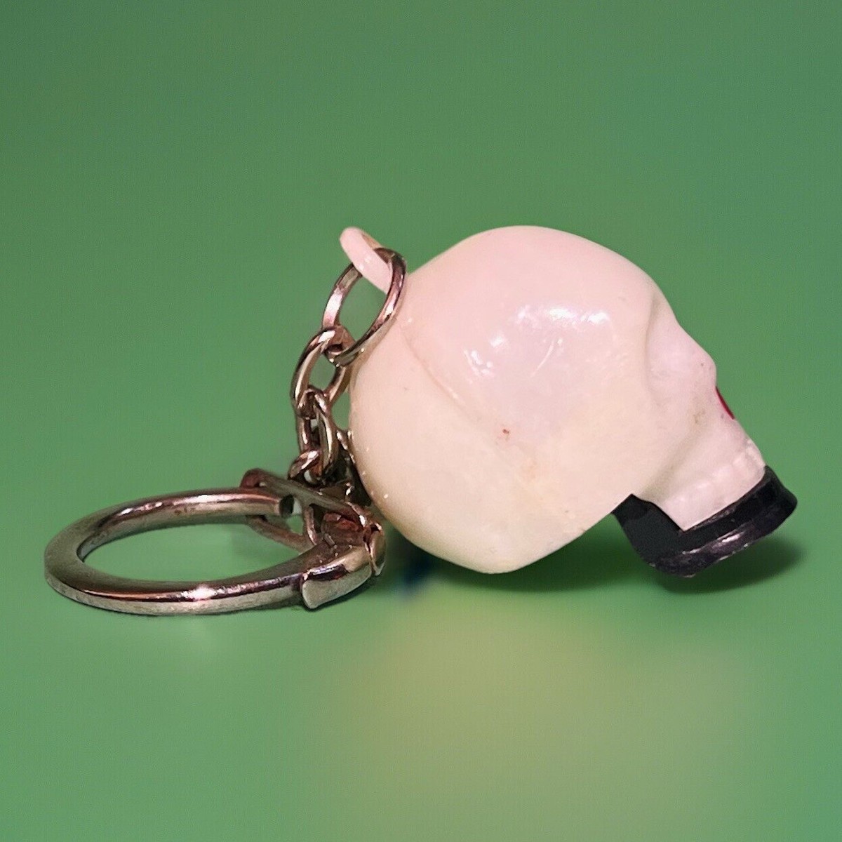 Vintage Cosmo Skull Key Chain Moving Jaw Plastic Halloween