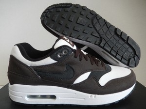air max 1 grey white black