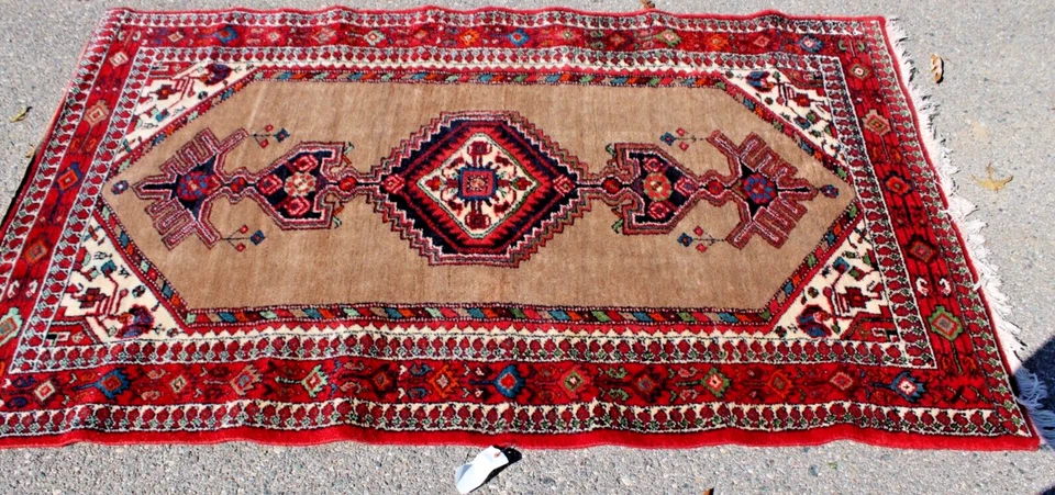 Alfombra de lana oriental vintage anudada a mano de 4 × 6 pies - diseño geométrico rojo rico Foto 4 de 4