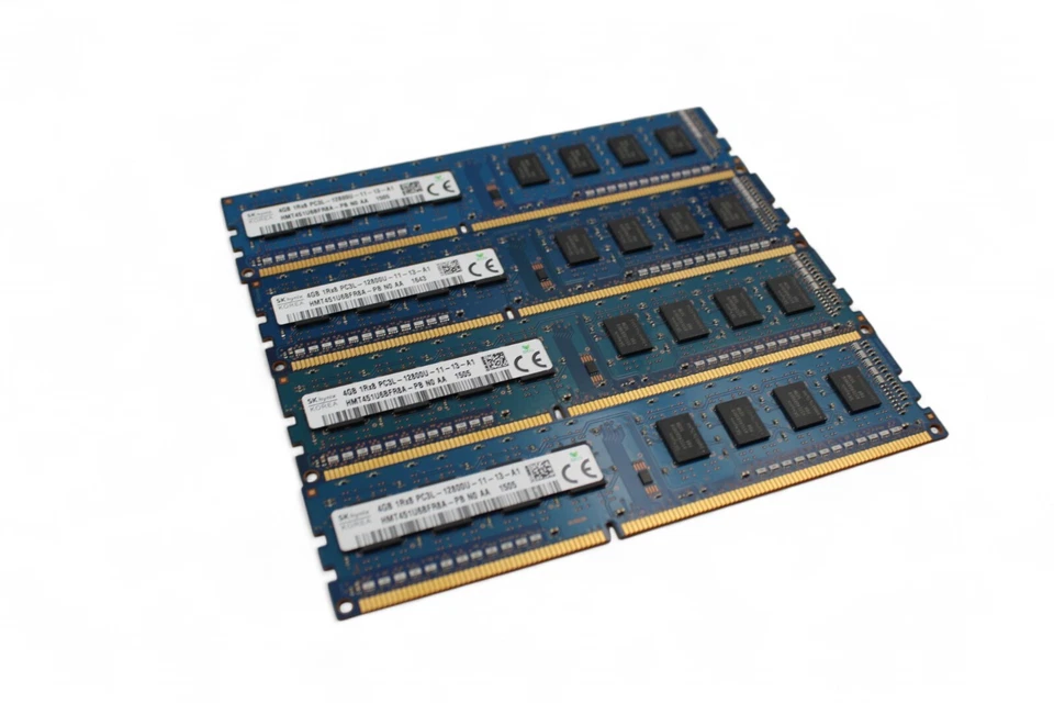 Lot of 4 Hynix 4GB DDR3L Desktop RAM 1600 PC3L-12800 1Rx8 240-Pin HMT451U6BFR8A - Image 2 of 4