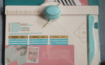 Box-Verpackungs-Falz-+ Stanzgerät  Envelope Punch Board von We R Makers groß NEU