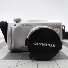 Olympus Camedia C-765 Ultra Zoom 4MP Digital Camera  Battery Only Tested Works