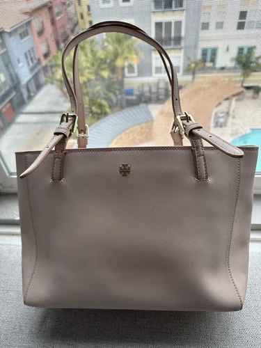 Borsa a tracolla grande Tory Burch in pelle rosa chiaro regolabile doppio manico