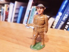 1930s BARCLAY B29 709 LEAD DIME STORE G.I. SOLDIER W/ BUGLE