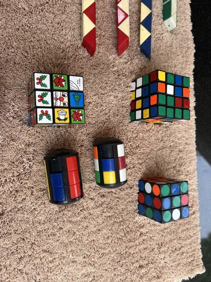 Cubo de Rubik, (4) Serpiente, Estrella de Alejandro, (2) Cilindro, Raro ET, Venganza, Pirámide Foto 3 de 4