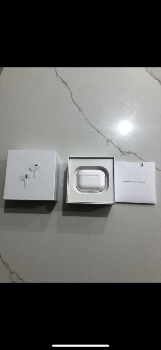 Apple AirPods 本体 ホワイト 箱付き Apple AirPods Pro with Wireless Charging Case - White for sale