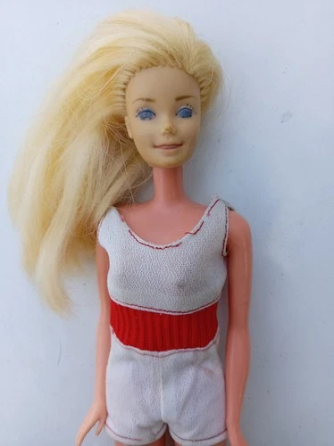 ?VINTAGE 70's CIPSA BARBIE  ORIGINAL FIGURE MADE IN MEXICO IN 70's RARE  LOOK?
