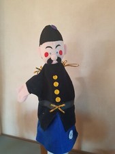 MARIONNETTE LE GENDARME DE GUIGNOL THEATRE SPECTACLE PERSONNAGE PETITCOLLIN