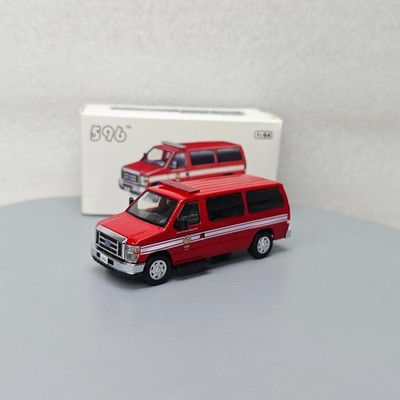 596 1:64 Rotes LA-Feuerwehr-E350-Super-Duty-Wagon-Van-Modell (Metall-Druckguss)