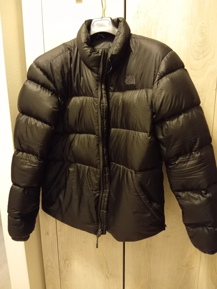 The North Face Nuptse 700, foto 1 di 5