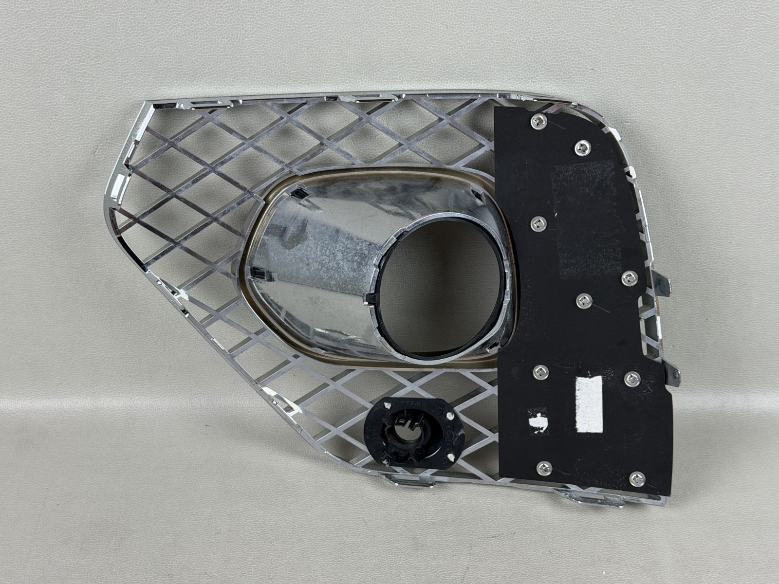 2021-2023 Bentley Bentayga Right Passenger RH Front Lower Side Chrome Grille OEM