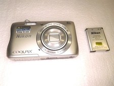 Nikon COOLPIX S3700 Digital Camera 20.1MP 8x Wi-Fi HD w/Battery 4 S12 