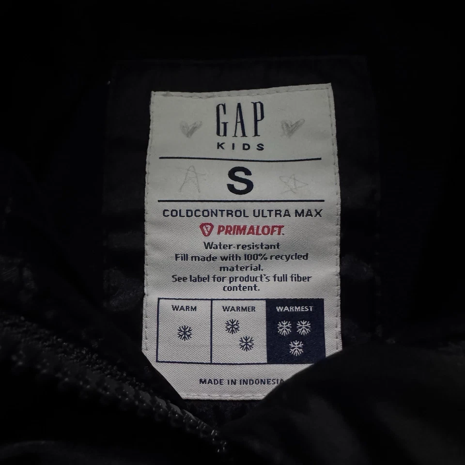 Parka acolchada Gap Kids ColdControl Ultra Max, talla S (6-7) negra verdadera Foto 3 de 4