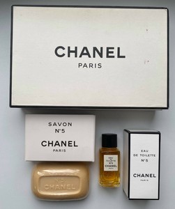 chanel no 5 soap set