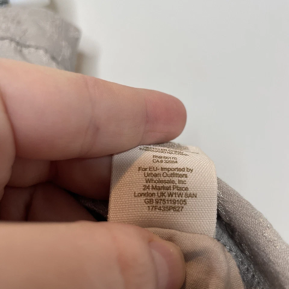 Mini Pantalones Cortos Free People Floral Bordado Plisado Frontal Gris Piedra Beige 4 Foto 4 de 4