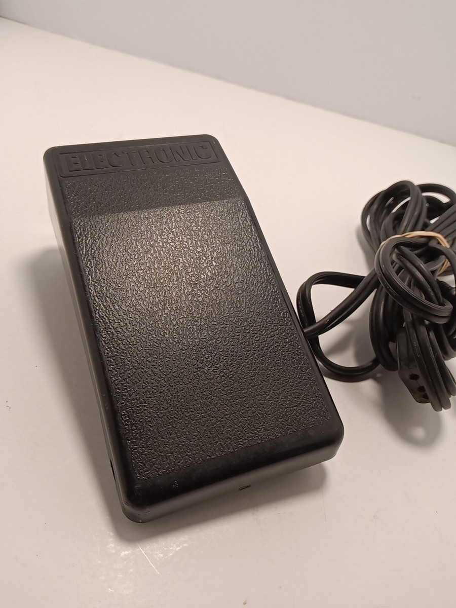 YKYK Punked Mini Cruiser Skull Cop Complete Skateboard