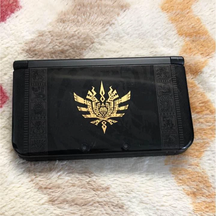 Nintendo 3DS LL Monster Hunter 4 Gore Magarra Black Model SPR-001  
