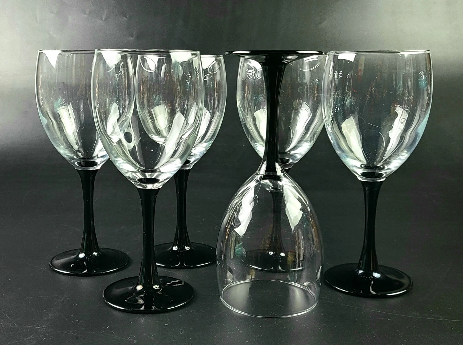 Vintages   Wine Glass Domino Signature Black by CRISTAL D'ARQUES DURAND Set of 6