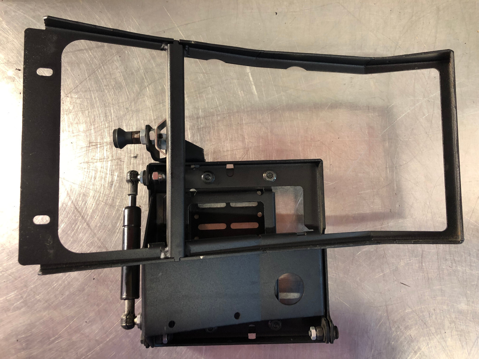 HAVIS Monitor/Tablet Dash Mount - CM006108 (Discontinued) - Great Condition!