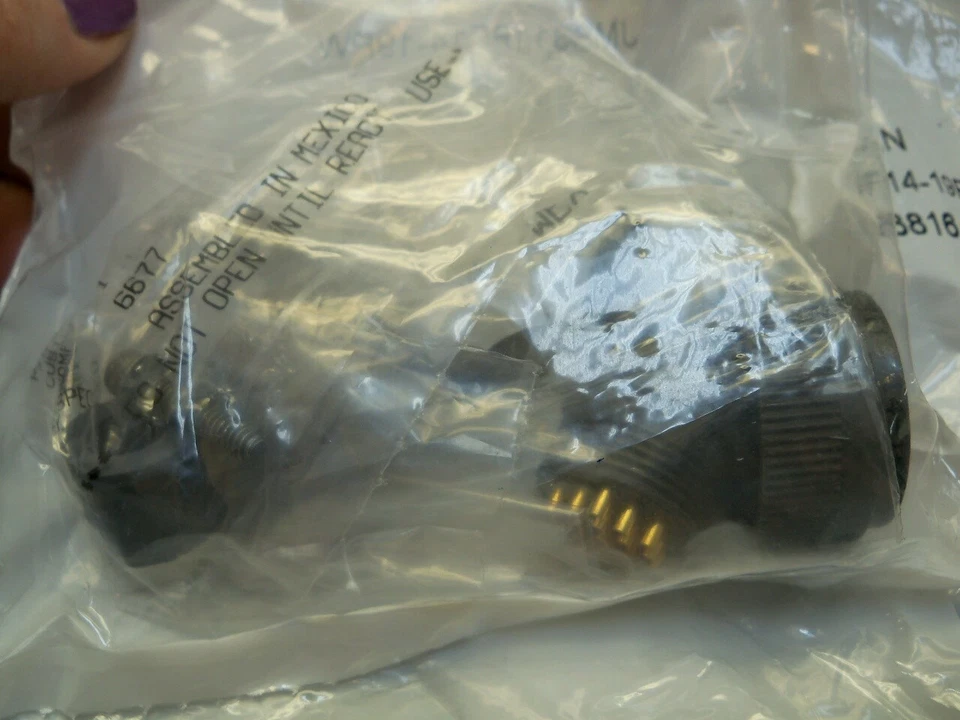 ITT Cannon ms3116f14-19pw MIL Spec Circular PIN 19 pos Size 14 Lot of 3 - Image 4 of 4