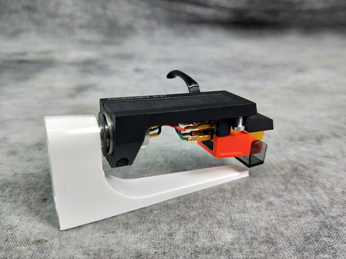 Audio-Technica AT130E/G Cartridge with original Box In Audio-Technica AT130E/G Cartridge with original Box In