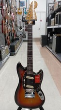 Fender Made in Japan Traditional Mustang 3 Tone Sunburst 2017 Chitarra elettrica